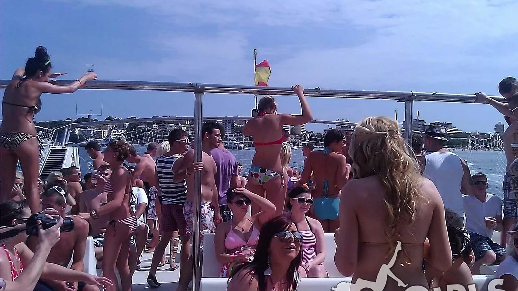Boat Party #10 - Real Girls Gone Bad